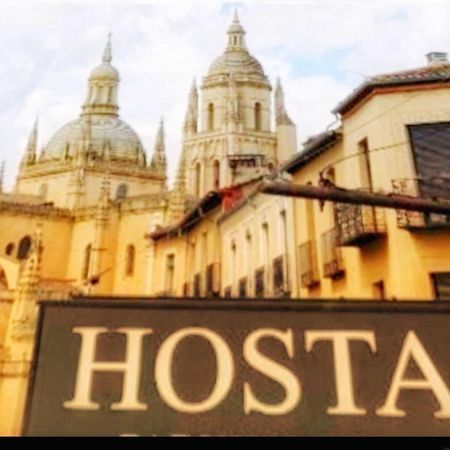 Hostal Plaza Segovia Exterior foto